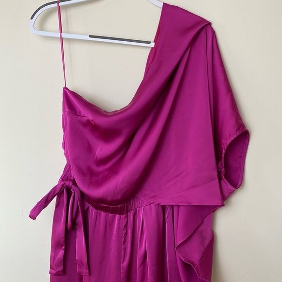 NWT Piero from a boutique in Puerto Rico. Off the shoulder jumpsuit with belt. - Picture 3 of 15